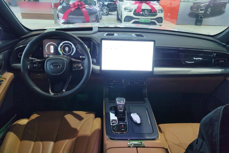 GAC Trumpchi ES9 2024 car image #10