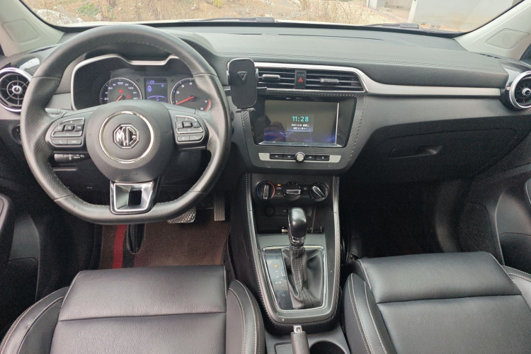 MG ZS 2018 изображение автомобиля #10