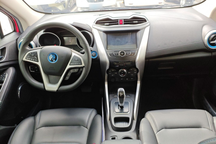 BYD Yuan New Energy 2018 #10 BYD Yuan New Energy 2018 car image #10