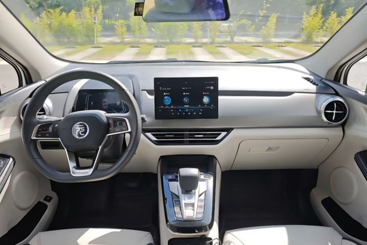 BYD Yuan Pro 2021 car image #10