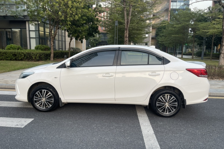 Vios 2017 immagine di auto #10
