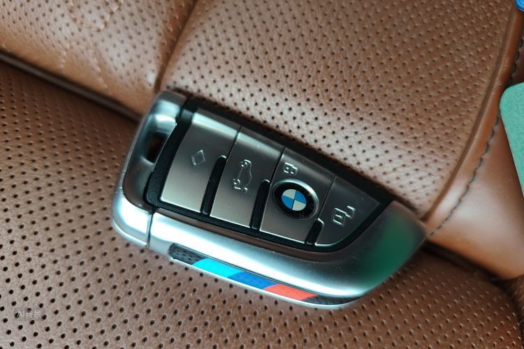 BMW X7 2021 #10 BMW X7 2021 car image #10