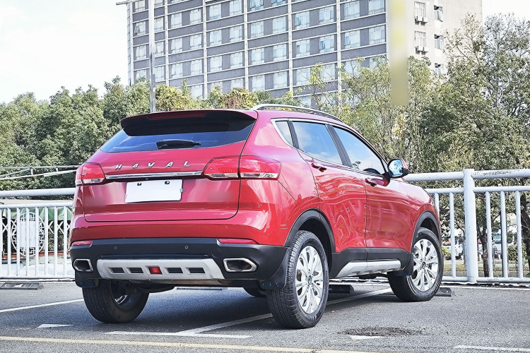 Haval H2s 2016 car image #10