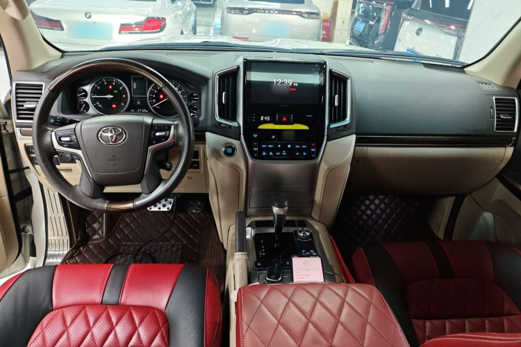 Toyota 2020 car image #10