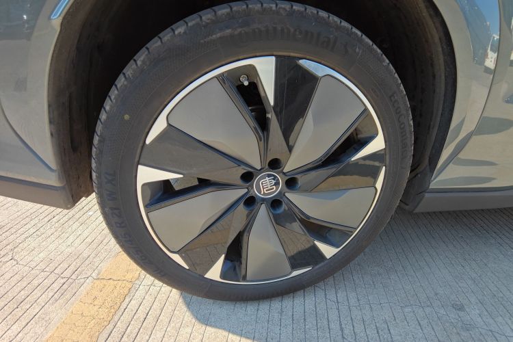 BYD Tang L 2025 car image #10