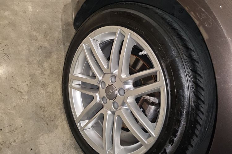 Audi A8 2016 car image #10