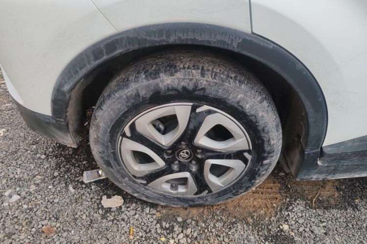 Toyota C-HR EV 2020 image de voiture #10