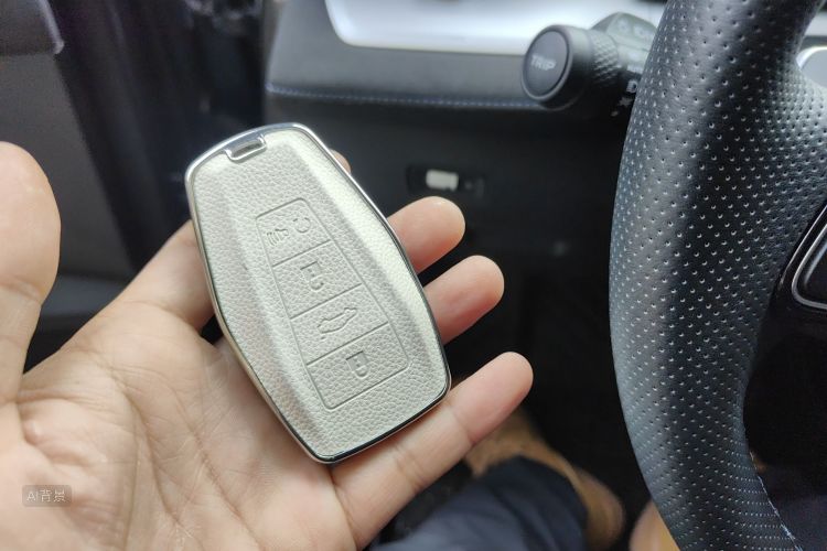 GEELY Preface 2025 car image #10