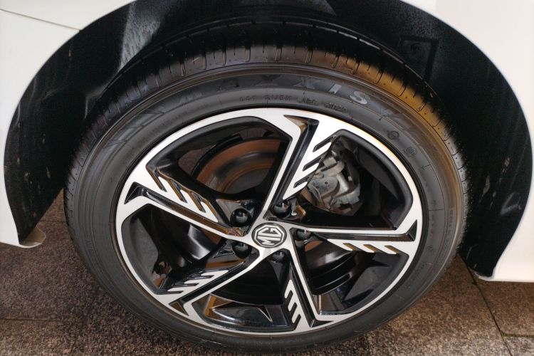 MG 5 Scorpio 2023 car image #10