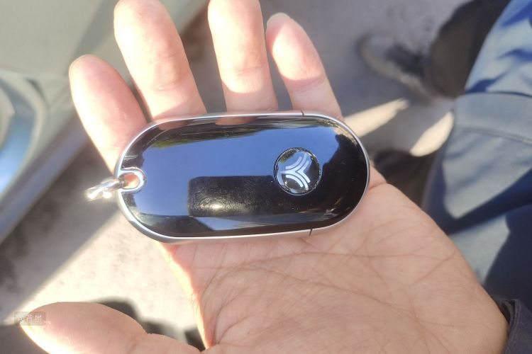 Neta V 2022 imagen de coche #10