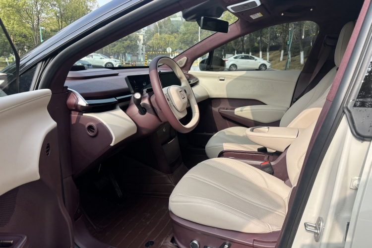 极氪 极氪X 2023 汽车图片 #10