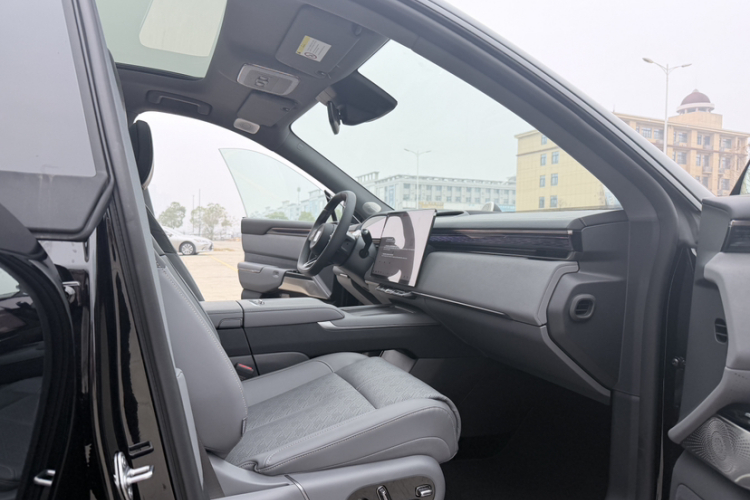 极氪 极氪7X 2025 汽车图片 #10