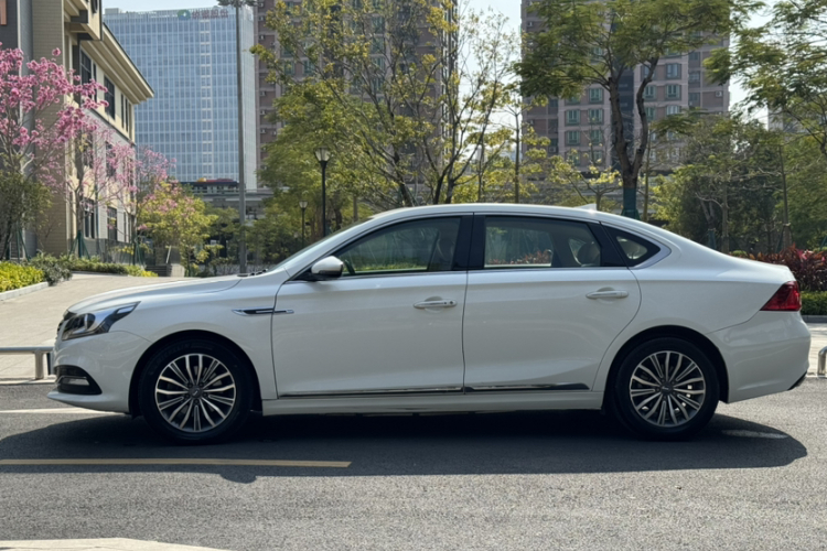 GAC Trumpchi GA8 2018 #10 GAC Trumpchi GA8 2018 car image #10