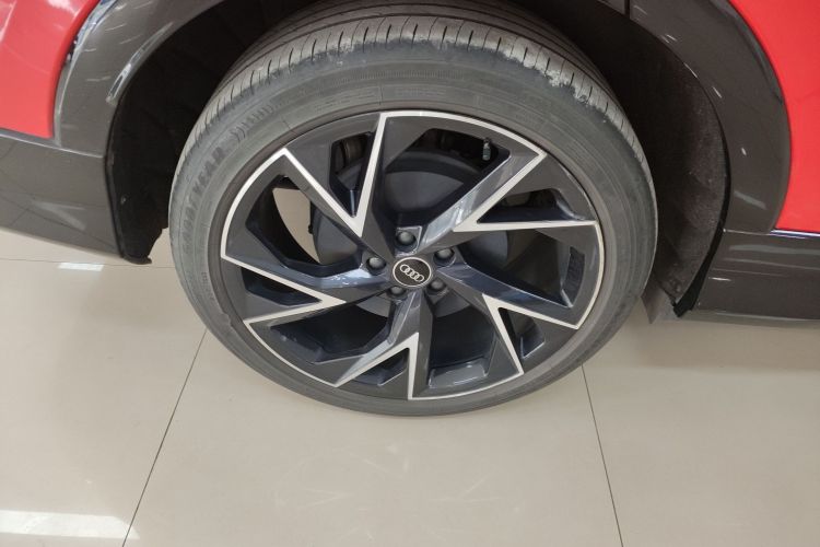 Audi Q5 e-tron 2022 #10 Audi Q5 e-tron 2022 immagine di auto #10