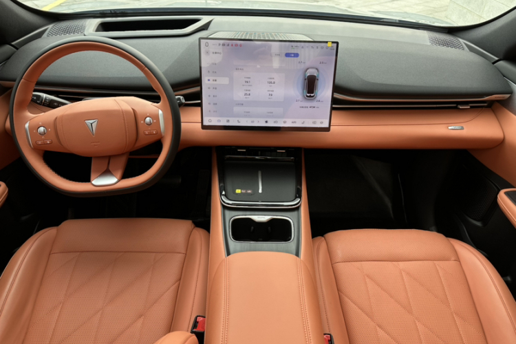 Deepal S05 2025 immagine di auto #10