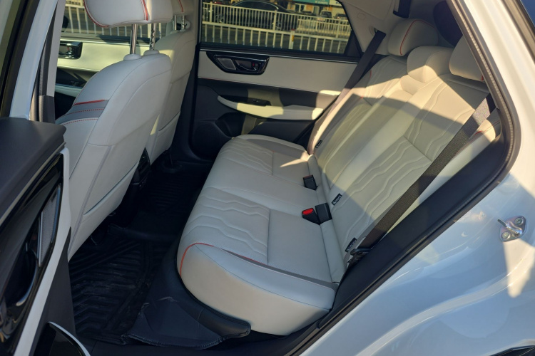 Honda e:NS2 2025 car image #10