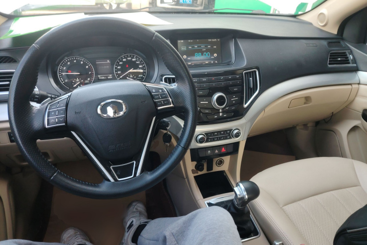 Great Wall C30 2017 изображение автомобиля #10