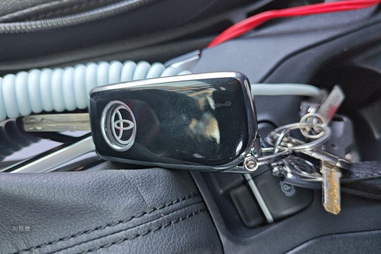 Toyota Frontlander 2024 car image #10