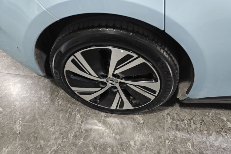 蔚来 蔚来ET5 2025 汽车图片 #10