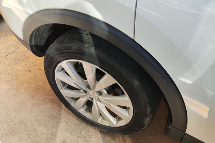 MG ZS 2020 car image #10