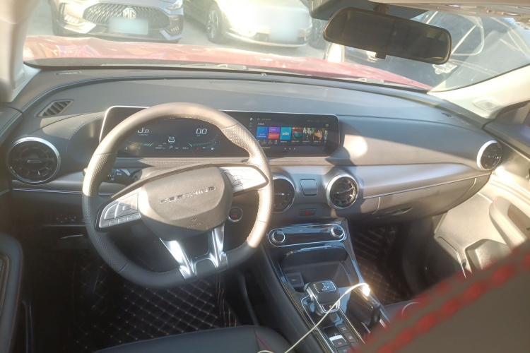 Forthing T5 EVO 2021 car image #10