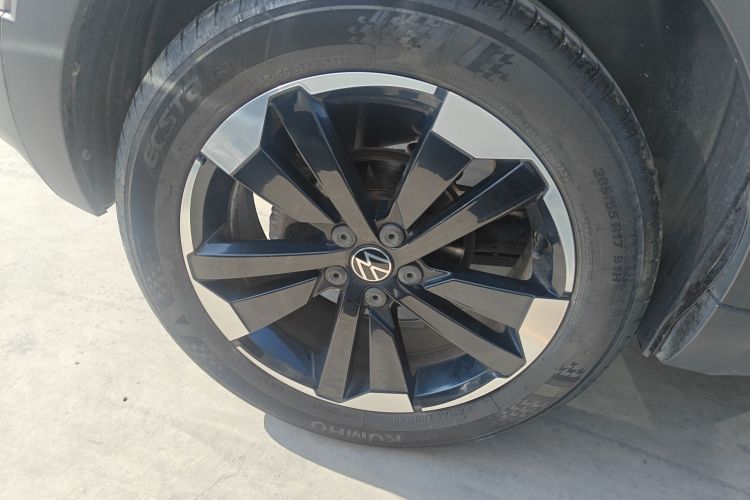 Volkswagen Tacqua 2021 car image #10