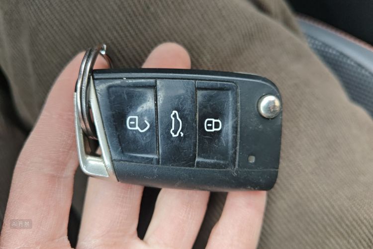 Volkswagen Tayron 2021 car image #10