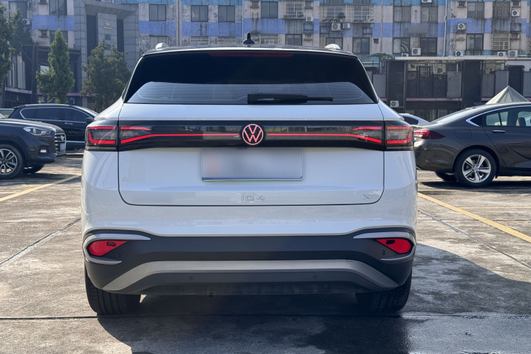 Volkswagen ID.4 X 2024 #10 Volkswagen ID.4 X 2024 car image #10