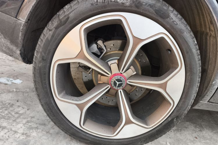 Denza X 2020 car image #10