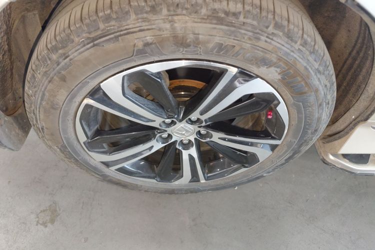 Honda UR-V 2017 #10 Honda UR-V 2017 immagine di auto #10