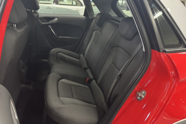 Audi A1 2016 car image #10