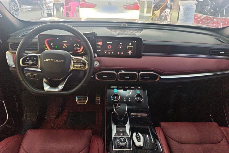Jetour X70 PLUS 2021 #10 Jetour X70 PLUS 2021 car image #10