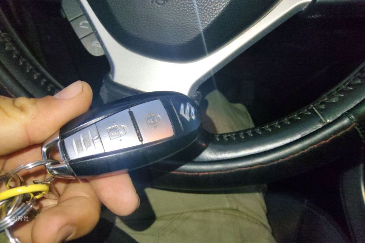 Suzuki S-Cross 2016 صورة سيارة #10