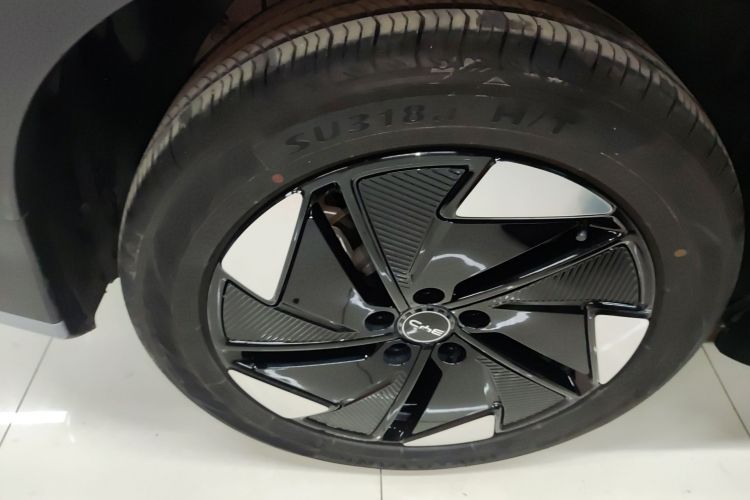 BYD Sea Lion 05 EV 2025 #10 BYD Sea Lion 05 EV 2025 car image #10