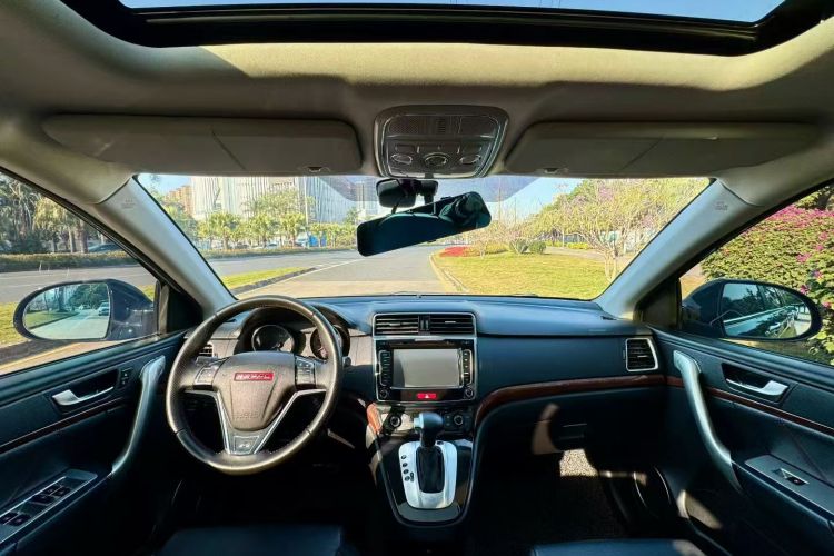 Haval H6 2015 #10 Haval H6 2015 car image #10