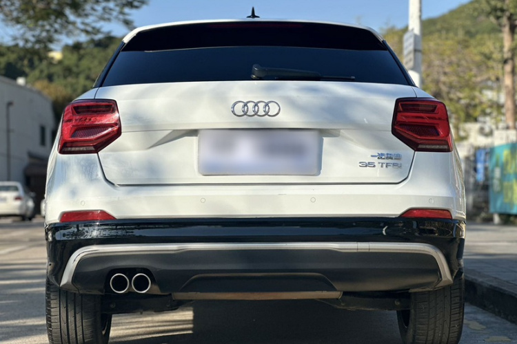 2020 immagine di auto #10