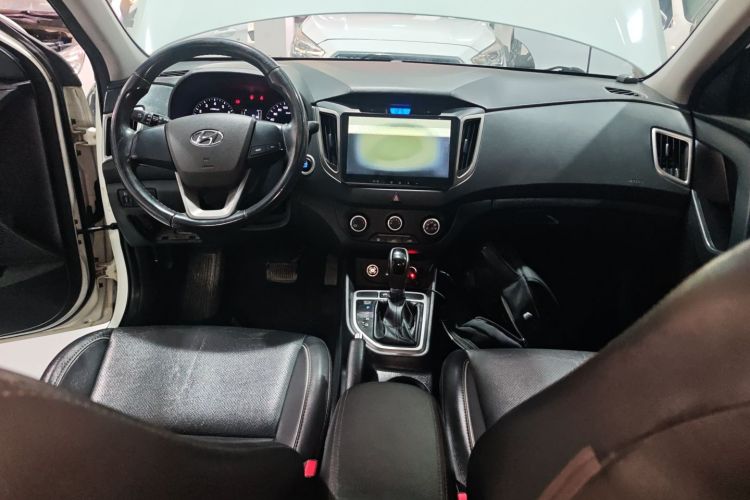 Hyundai ix25 2015 #10 Hyundai ix25 2015 car image #10