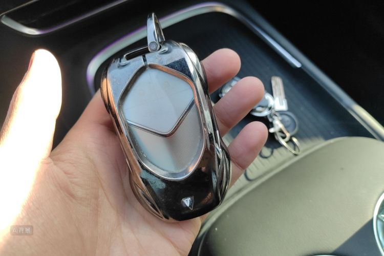 Deepal S07 2024 car image #10