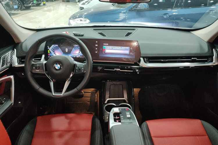 BMW X1 2024 imagem de carro #10