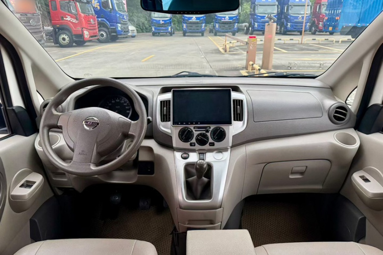 日产 日产NV200 2017 汽车图片 #10