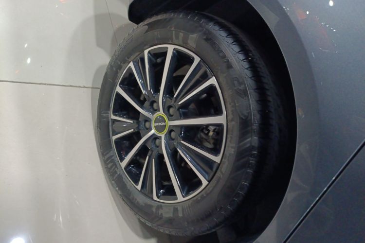 Roewe i5 2021 #10 Roewe i5 2021 car image #10