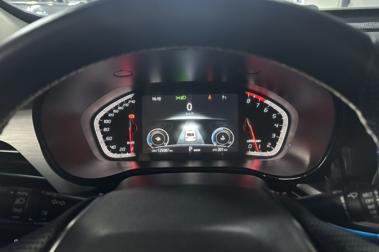 Changan CS85 Coupe 2019 car image #10