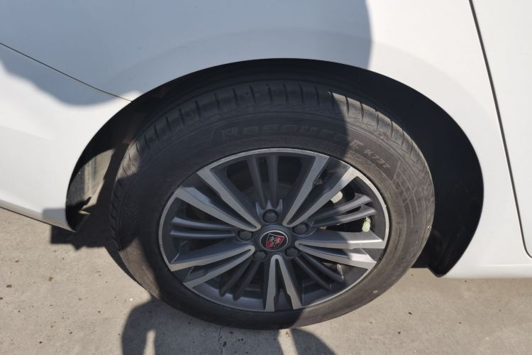 Roewe i5 2019 #10 Roewe i5 2019 car image #10