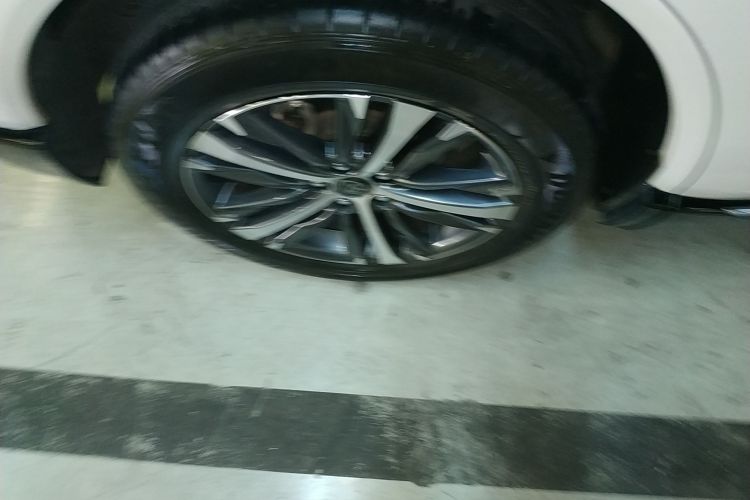 Toyota Venza 2024 صورة سيارة #10