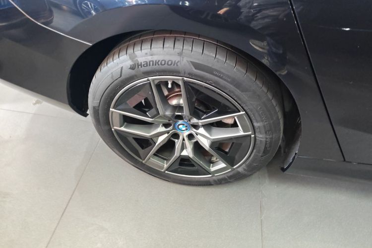 BMW i5 2024 #10 BMW i5 2024 car image #10