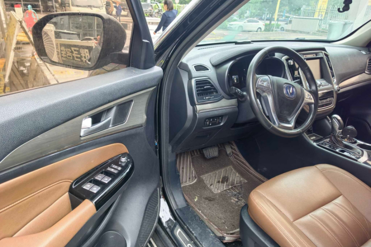 Changan CS95 2018 car image #10