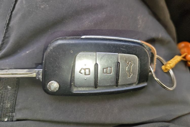 Vision X3 2020 car image #10