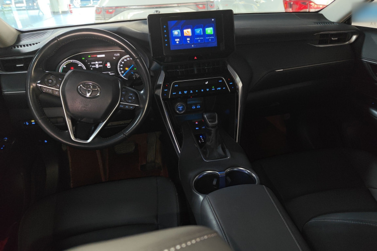 Toyota Venza 2023 immagine di auto #10