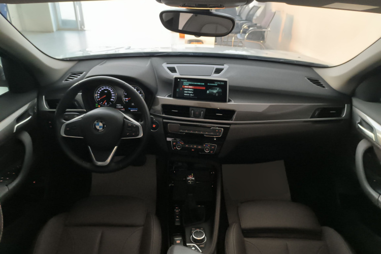 BMW X1 New Energy 2018 car image #10