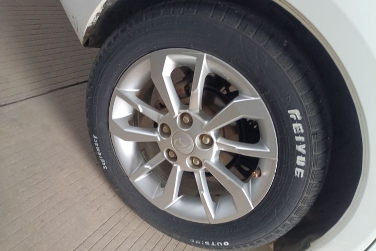 Soueast A5 Wing Dance 2018 car image #10